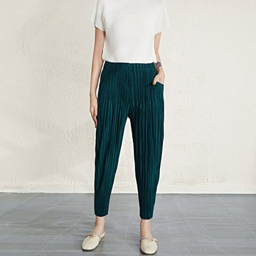 現貨+預購 三宅風皺褶衣服摺褲寬鬆闊腿褲寬褲摺衣彈力長褲顯瘦折衣大碼-縮口女褲子8色74fh8【獨家進口】【米蘭精品】