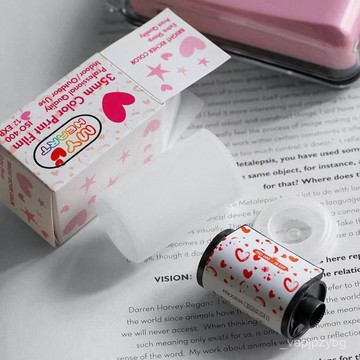 台灣出貨🎊彩色傻瓜相機膠捲135膠捲外星人電影捲分裝捲燈光12張爆款推薦甄選賣場 CDJL