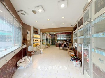 復華一街三角窗大透天｜台南市永康區復華一街