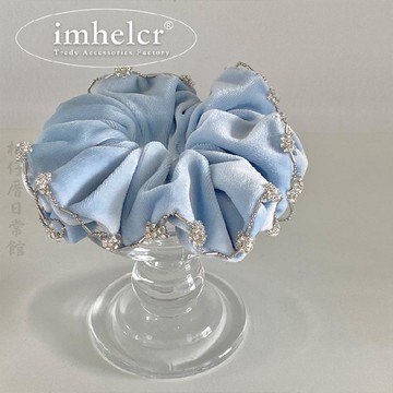 🔥2件9折🍊臺北出貨🍊可開發票法式高級淡藍色絲絨水鑽鑲邊大腸髮圈輕奢氣質溫柔丸子頭髮繩新款