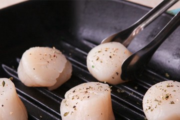 日本北海道生干貝(S) 180g+/-5%