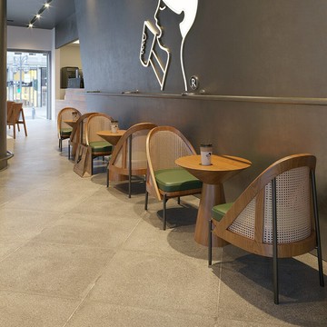 免運/公司貨 桌椅組 洽談桌椅 實木高檔咖啡廳休閑桌椅組合洽談小茶幾休息區接待沙發椅一桌兩椅 可開發票 全館五折 工廠現貨直銷 新品特價 z11082