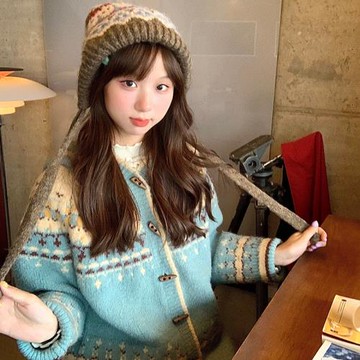 (免運)法式費爾島毛衣女2024秋冬復古學院風寬松保暖牛角扣針織開衫外套