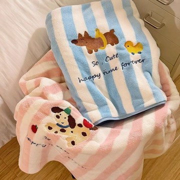 【COZY PLUS+】可愛小狗刺繡條紋珊瑚絨浴巾 #CP0353 居家用品 浴巾 禮物 生日禮物 交換禮 女生禮物 男生禮物