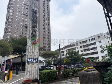 近G11捷運藝文勞斯來斯大地坪透天｜桃園市桃園區中正路