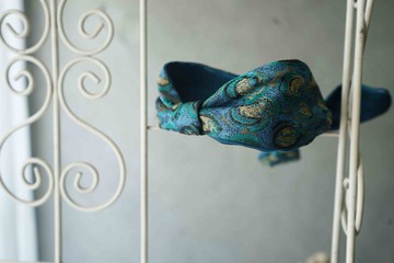 古董領帶改造復古鐵絲髮帶-孔雀藍綠緹花-領巾髮飾兩用