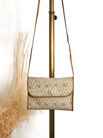【日本直送 名牌中古包】Christian Dior 克麗絲汀 迪奧 蜂巢格紋 肩背包 米色 Logo 飾牌 PVC zjd4wh