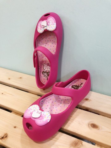 【震撼精品百貨】Hello Kitty 凱蒂貓~台灣製Hello kitty正版兒童休閒防水淑女鞋-桃色(14~20號)
