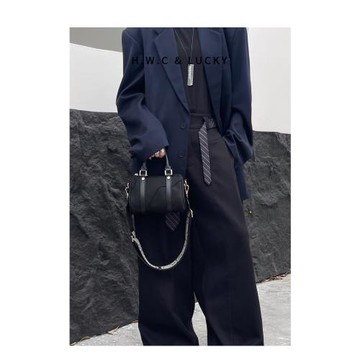 包包女士2025新款尼龍包手提包枕頭包寬肩帶單肩斜挎包小包通勤包