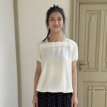 Hana-Mokuba花木馬日系女裝珍珠花邊泡袖上衣_米白