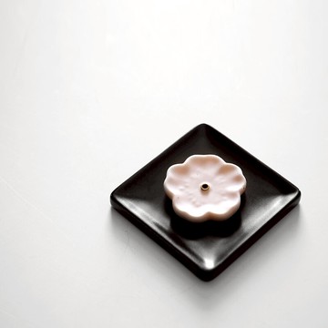 一笑間|櫻花香插 香座禪意檀香沉香香插香托1入