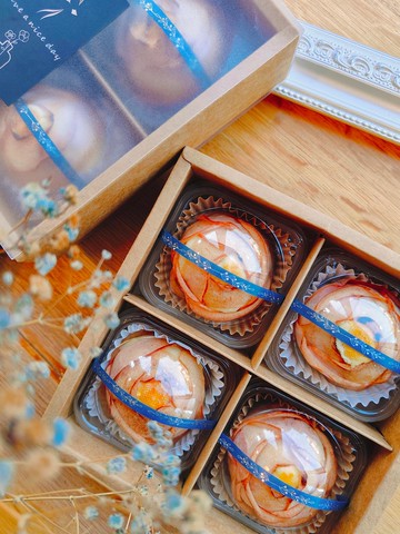 【兩盒免運】玫瑰蛋黃酥 (四入禮盒)