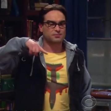 彩色飛機圖案T恤男夏季短袖2021年男裝生活大爆炸萊納德衣服半袖t