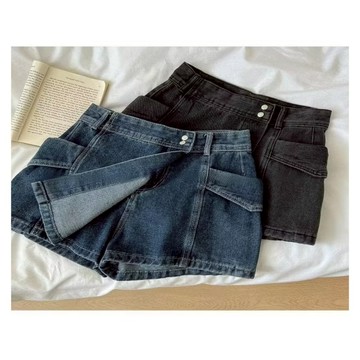 全新轉賣 復古美式辣妹牛仔短褲女夏季新款高腰寬鬆顯瘦遮胯設計感裙褲 A字褲 牛仔褲 短褲 彈力褲 熱褲 闊腿褲