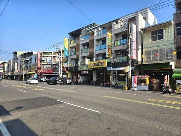阿蓮忠孝路旁大地坪透天｜一樓孝親房・空間寬敞好成家｜高雄市阿蓮區忠孝路