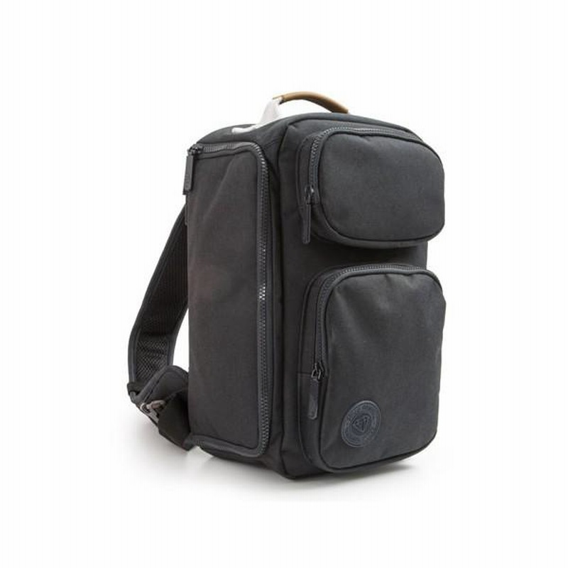 GOLLA カメラバッグ　ユフィ camerabag_L_BLK_front_0437e826