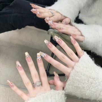 💛Hannah💛元旦新品發售手工穿戴甲新年爆閃燙金蝴蝶開運醒獅可愛甜美高級感可拆卸穿戴甲IKK29