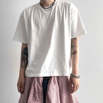 【AMERO】男裝 女裝 短袖圓領Ｔ恤 素面 短版 情侶裝