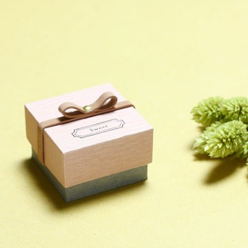 Sweet // Sakura Pink) 禮盒 皮絲帶 一個小盒子，傳達你的感受