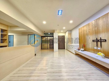 漢民商圈高樓景觀四房平面車位｜高雄市小港區山明路