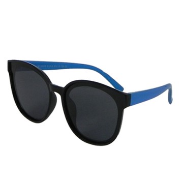 【Docomo大兒童偏光橡膠墨鏡】頂級偏光鏡片搭載橡膠材質框體 　超輕量設計　配戴無負擔　偏光橡膠墨鏡