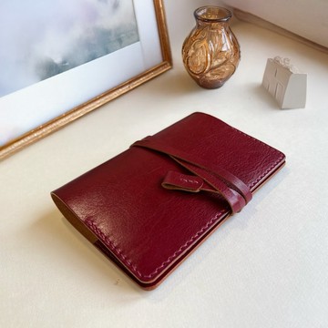 【新品】艾曼紐 A5/A6 皮革筆記本/書衣/手帳/ -酒紅色  畢業