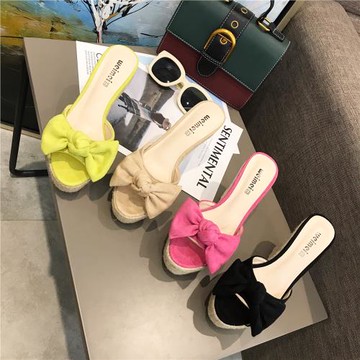 女夏韓版甜美魚嘴蝴蝶結一字編織厚底坡跟防水臺松糕高跟涼拖女鞋