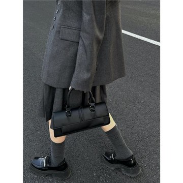 膠囊奶蓋JNNG 法式復古手提包女2026時髦小眾高級質感單肩斜挎包