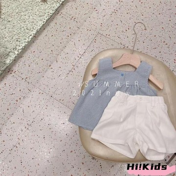 女童夏天无袖套装 女童背心套装 儿童格子上衣+白色短裤两件套 韓版 洋氣 女孩 無袖格子套裝 娃娃上衣小女孩短褲套装H4