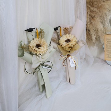 畢業花束 ー 羽毛太陽花花束 | 乾燥花束/永生花束/小花束/畢業