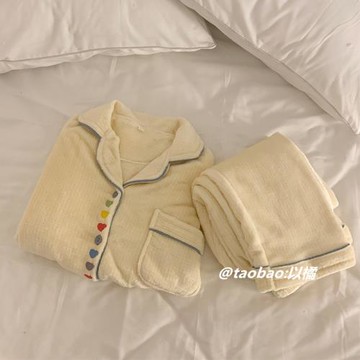 日系奶黃色格子珊瑚絨睡衣女秋冬季愛心刺繡網紅法蘭絨家居服套裝