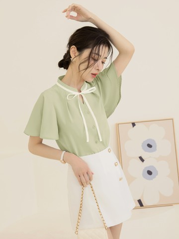 小V領撞色綁帶荷葉袖開襟上衣