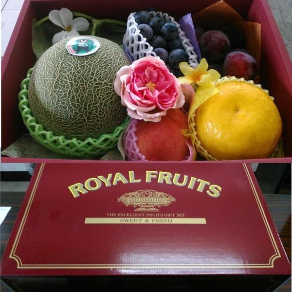 旬のフルーツ詰め合わせ　フルーツギフト　化粧箱　　贈答用　クール便　フルーツ　グルメ