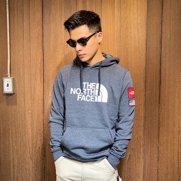 美國百分百【全新真品】The North Face 北臉 連帽 長袖T恤 帽T TNF 國旗徽章 藍灰色 S號 BB49