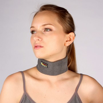 【銀盾】竹炭護具護頸深灰 日常護頸 保暖護具 舒緩頸部壓力 頸部用品 長時間電腦工作護頸 吸濕排汗 護頸帶 竹炭護頸