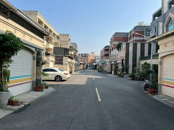 仁武仁雄、八德商圈/大灣國中免裝潢雙車墅｜高雄市仁武區赤和街