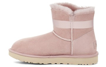 WMNS UGG KARLIE BROOCH PALE PINK