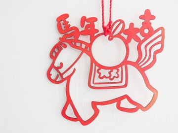 木製馬年鏤空掛飾