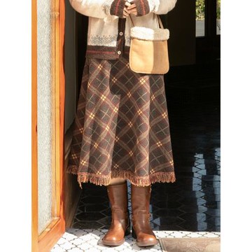 復古針織格紋流蘇半身裙女2026春季新款文藝中長款設計感A字裙子