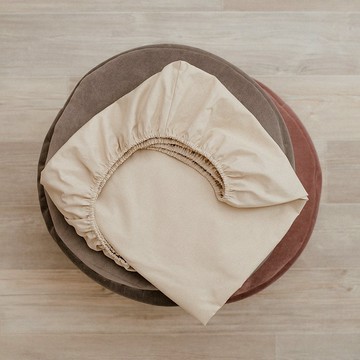 適合嬰兒床的米色床單 - 配有鬆緊帶的床單