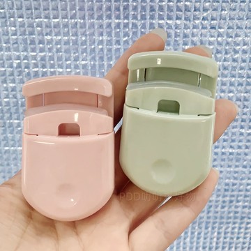 💥臺灣有貨💥免運💥無印睫毛夾廣角無邊框女假睫毛夾子捲翹器持久定型便攜式睫毛捲夾 UMCY