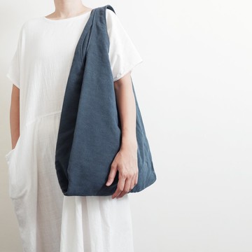 一大塊流浪礦泥 單肩包袱 流浪包