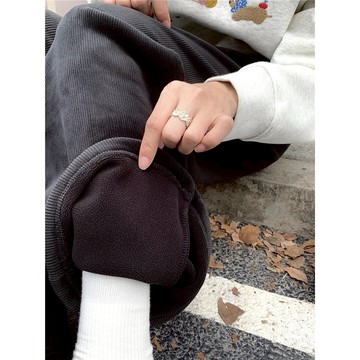 花灰灰🌟厚實奶油捲 l 米X黑 暖暖溫柔條紋感鬆鬆緊腰直筒寬褲 冬季新款寬鬆顯瘦加絨加厚高腰休閒保暖長褲 加絨拖地褲