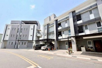 ✅仁武全新未住┃威麟河睦┃首席庭園臨路雙車墅｜高雄市仁武區華南街