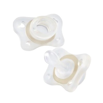 Chicco 舒適哺乳 輕量柔軟矽膠拇指型安撫奶嘴 2入 不含雙酚A  2~6個月  夜光款 透明色  1組