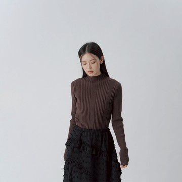 QUEENSHOP_F 女裝 長袖 立體坑條高領針織上衣-咖啡 現+預 【01099297】