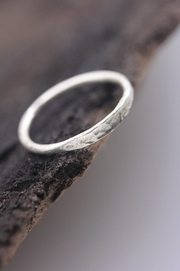 手工鎚擊表面銀戒指 (R0061)