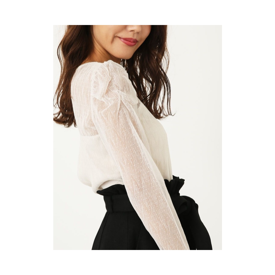 Rienda プリーツチュールパフスリーブtop ライトベージュ 通販 Lineポイント最大get Lineショッピング