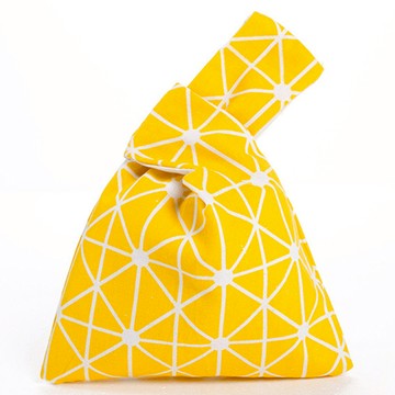 Sayaka 紗彌佳 日本文藝經典花樣和柄系列手腕包 棋盤款  32 x 21cm  黃色