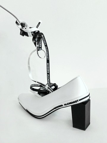 Project2. Sneakers Pumps II White